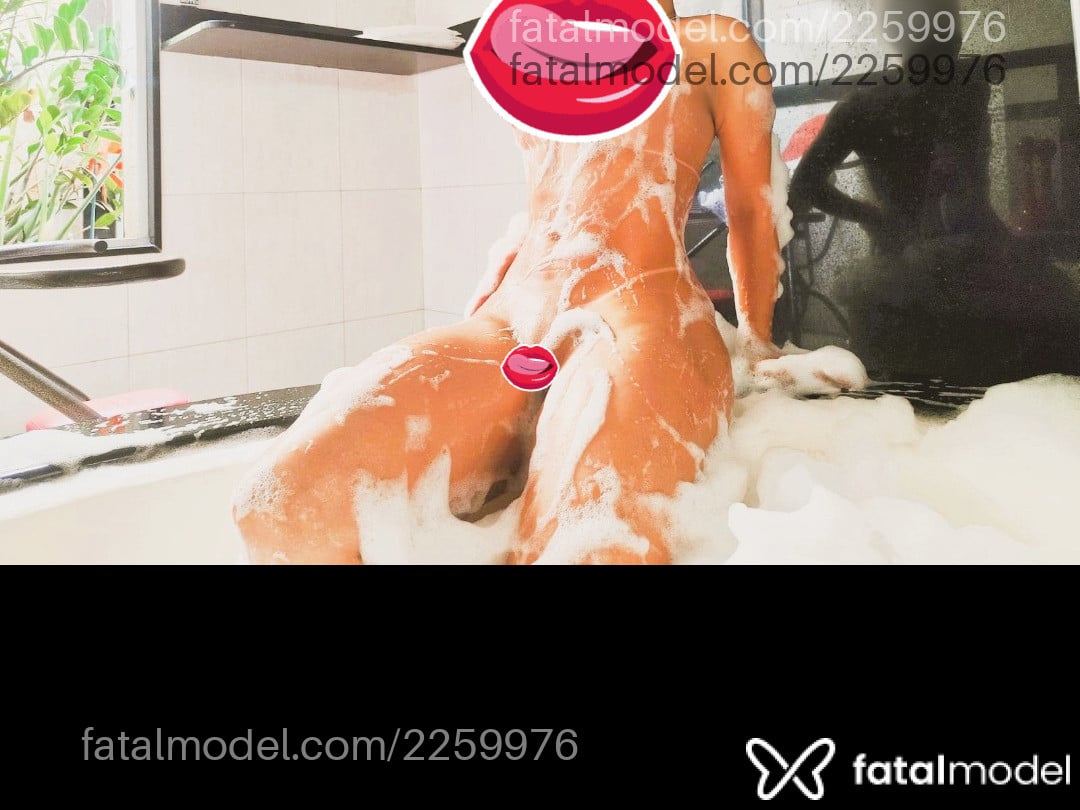 Acompanhante mulher com cabelo castanho de olhos pretos - Angel