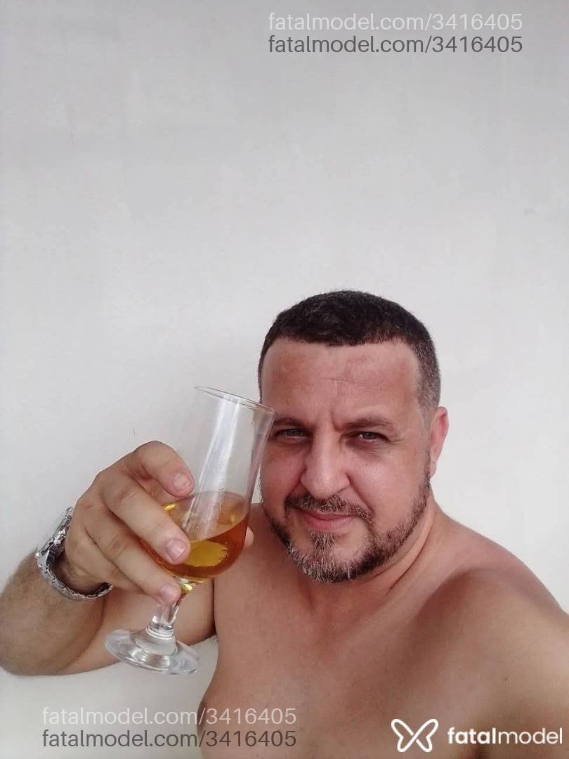 Acompanhante homem loira (o) de olhos azuis em Virtual - Jeferson