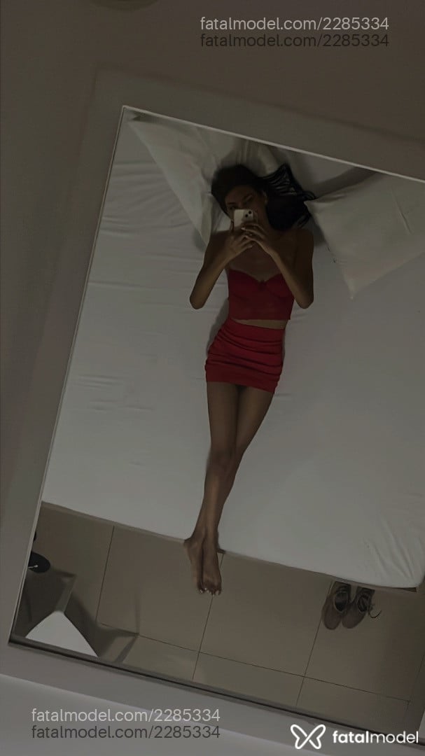 Acompanhante mulher trans morena (o) de olhos castanhos - Angel