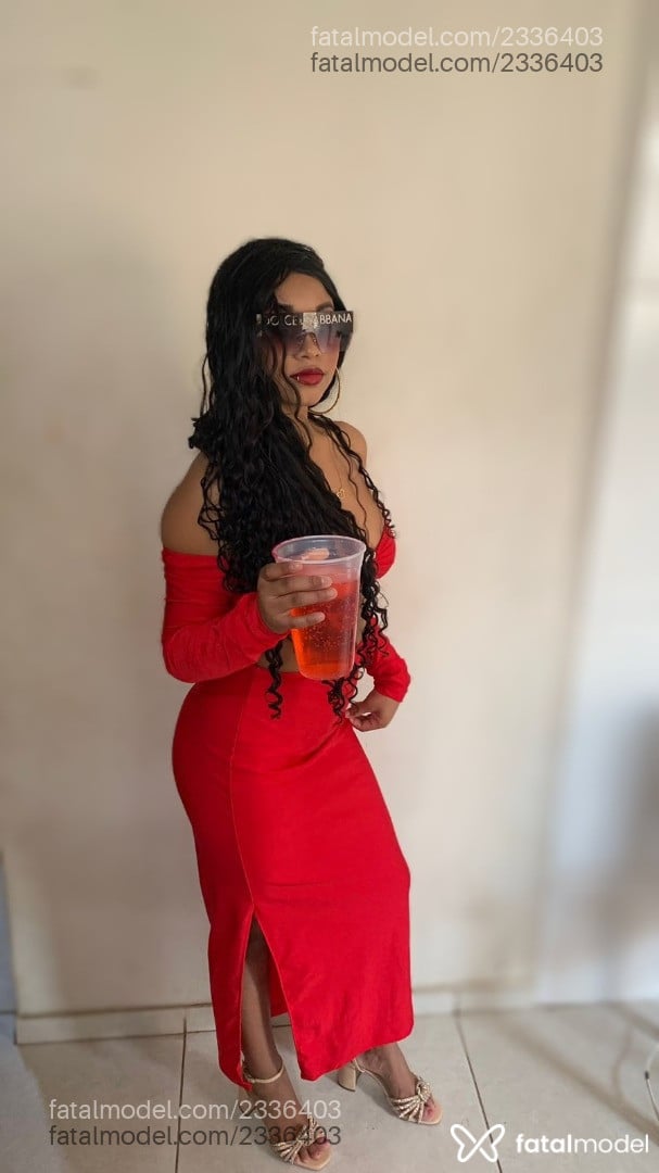 Acompanhante mulher morena (o) de olhos pretos - Aninha