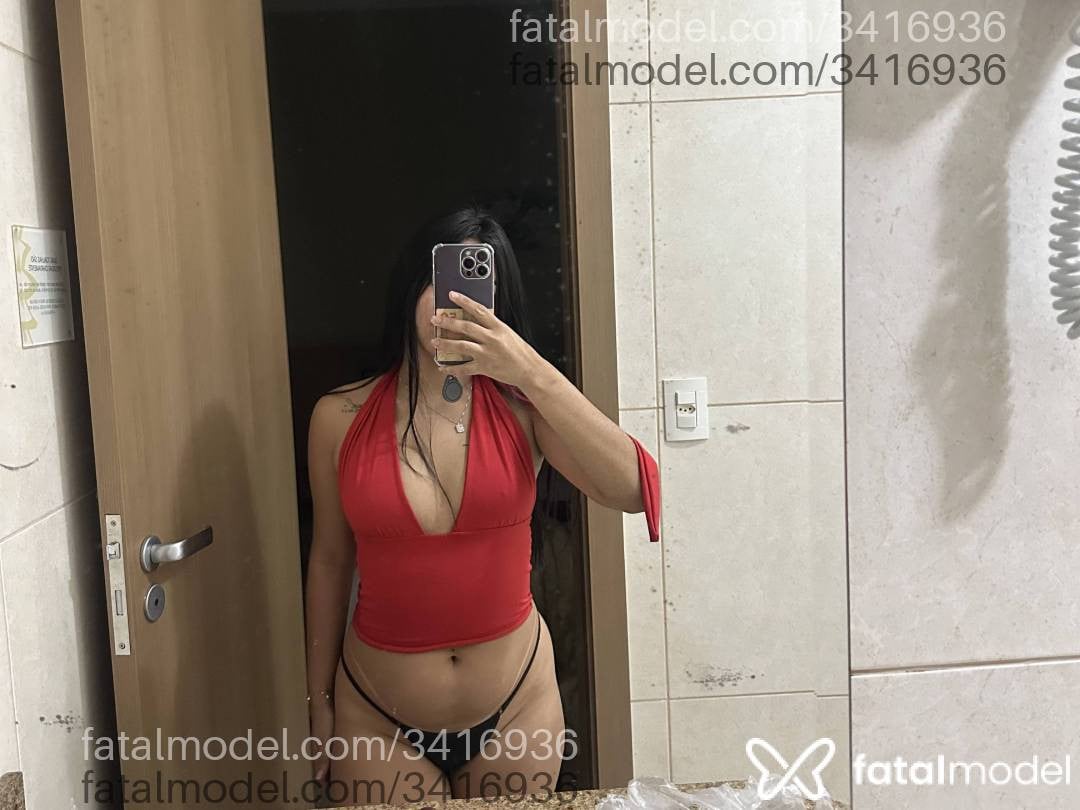 Acompanhante mulher morena (o) de olhos pretos - Fernanda Lima