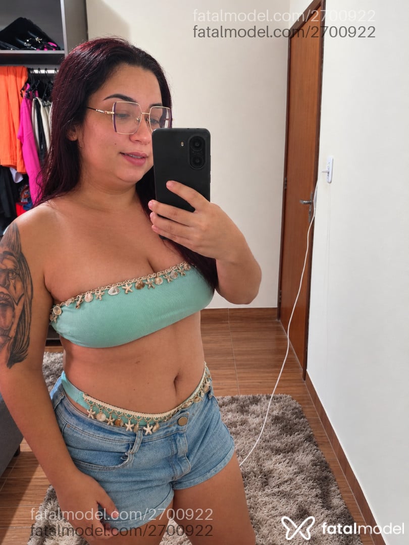 Acompanhante mulher ruiva (o) de olhos castanhos - Samara