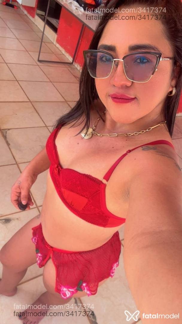 Acompanhante mulher morena (o) de olhos pretos - Lueny