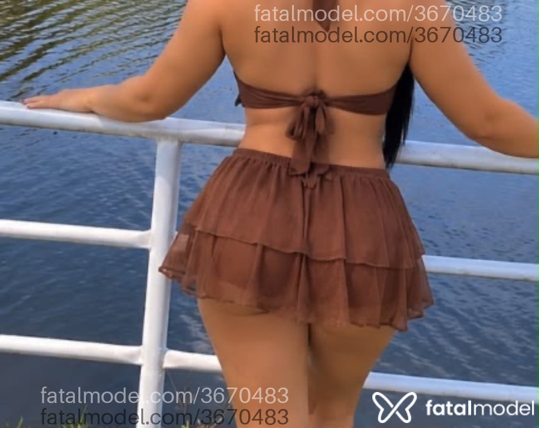 Acompanhante mulher morena (o) de olhos castanhos - Valesca