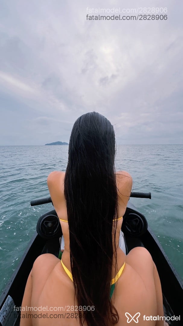 Acompanhante mulher morena (o) de olhos castanhos - Nicoly