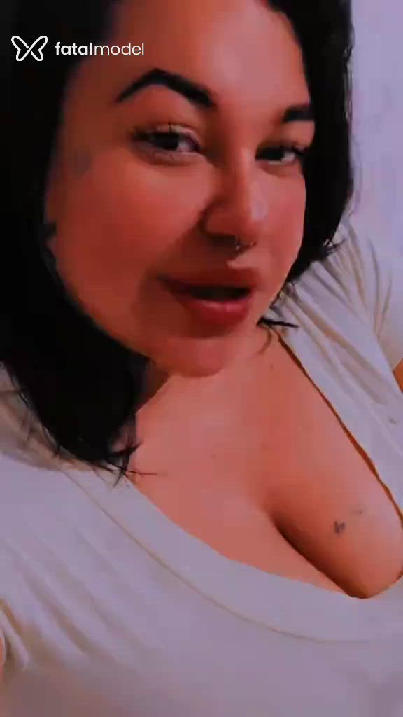 Acompanhante mulher morena (o) de olhos castanhos - Ninfdudinha