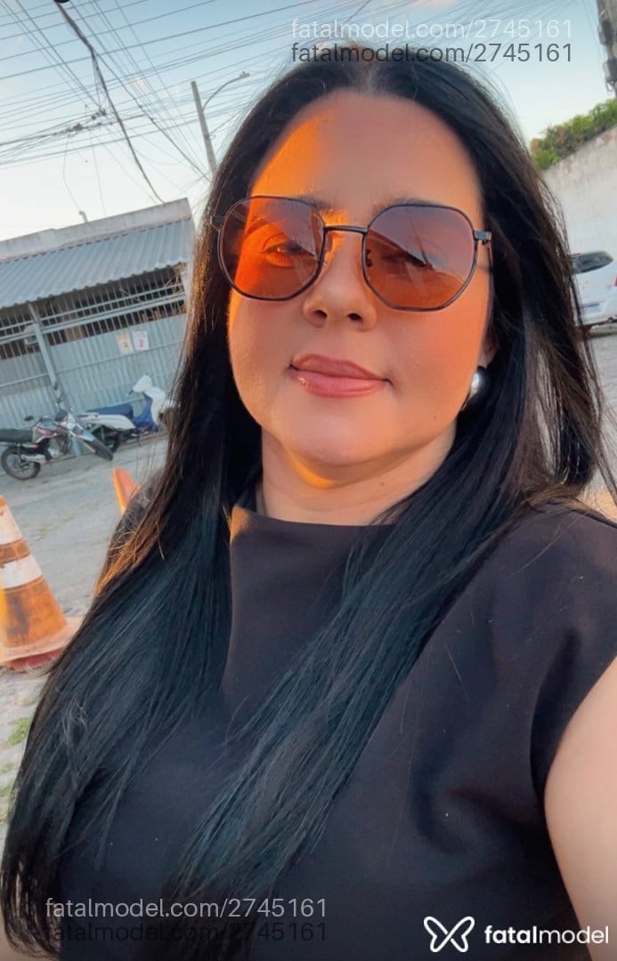 Acompanhante mulher morena (o) de olhos mel - Nanda