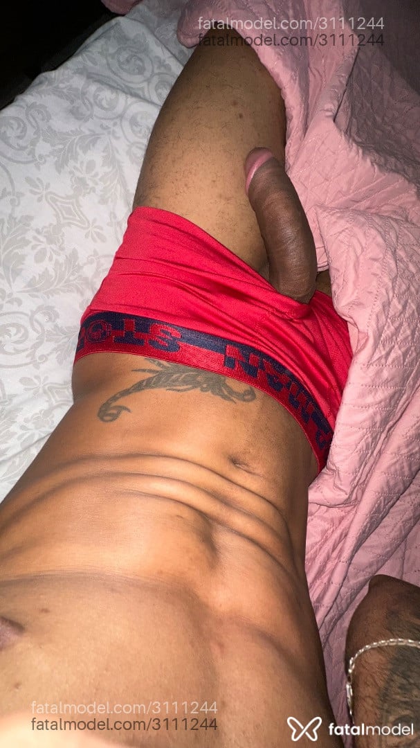 Acompanhante homem morena (o) de olhos castanhos - Nandin Rocco