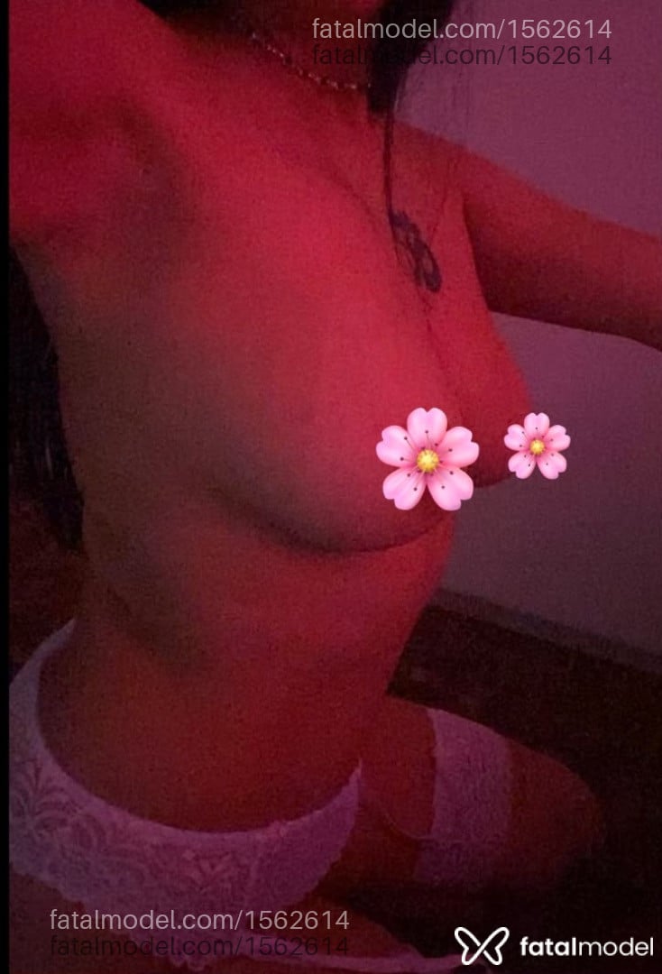 Acompanhante mulher morena (o) de olhos mel - Isis