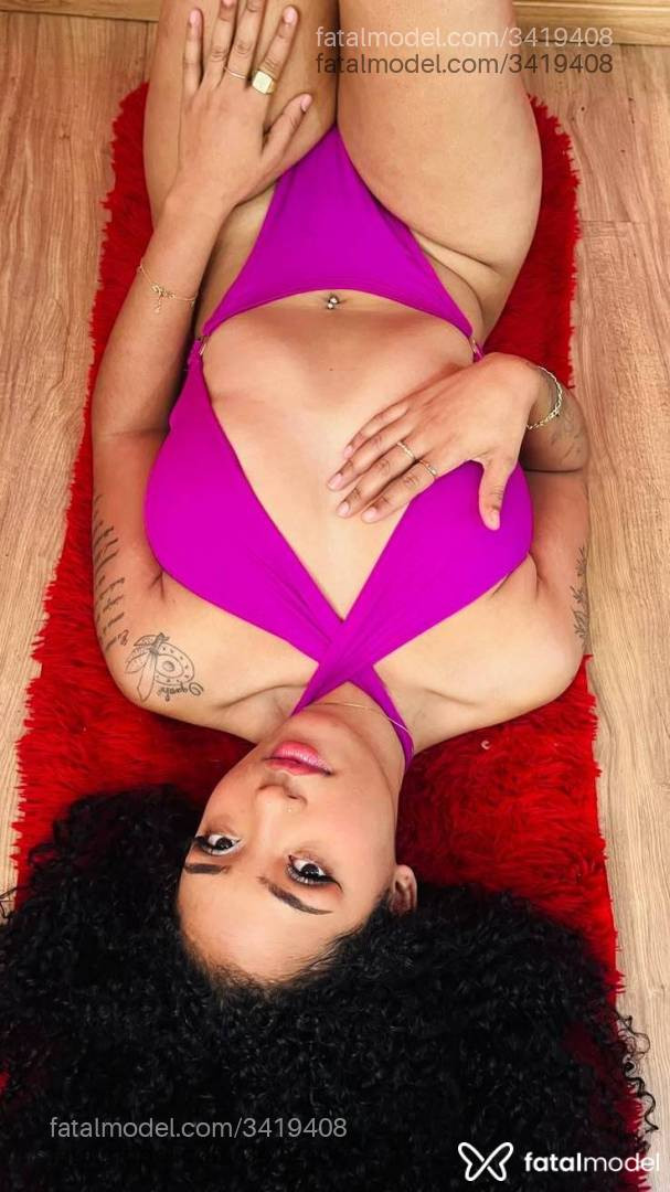 Acompanhante mulher morena (o) de olhos castanhos - Cecília Barbosa