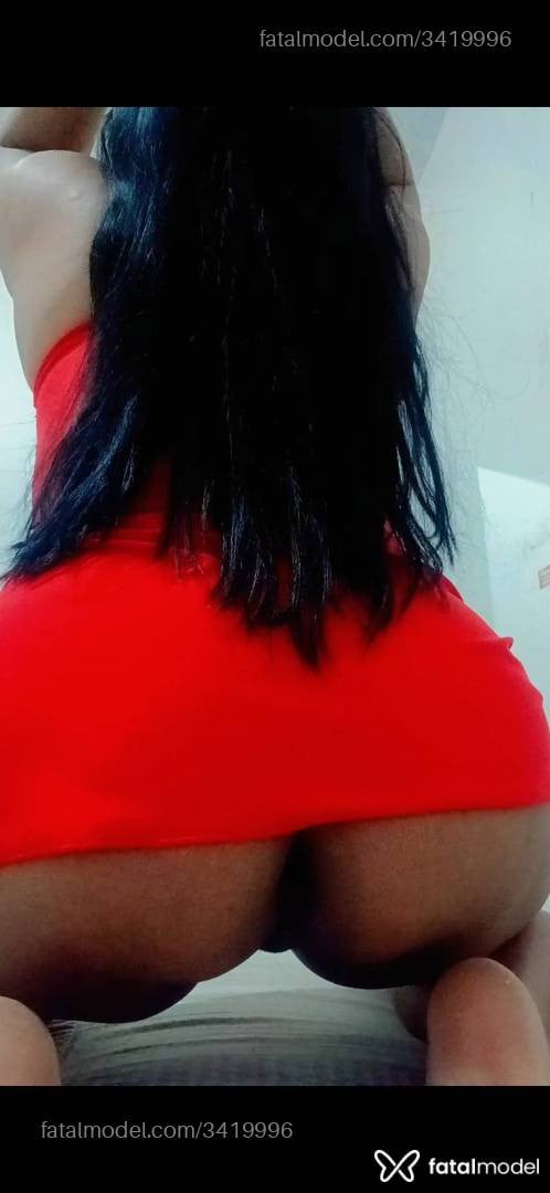 Acompanhante mulher morena (o) de olhos pretos - Rebeca