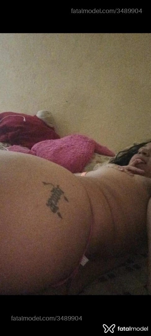 Acompanhante mulher morena (o) de olhos pretos - Kelly Batista