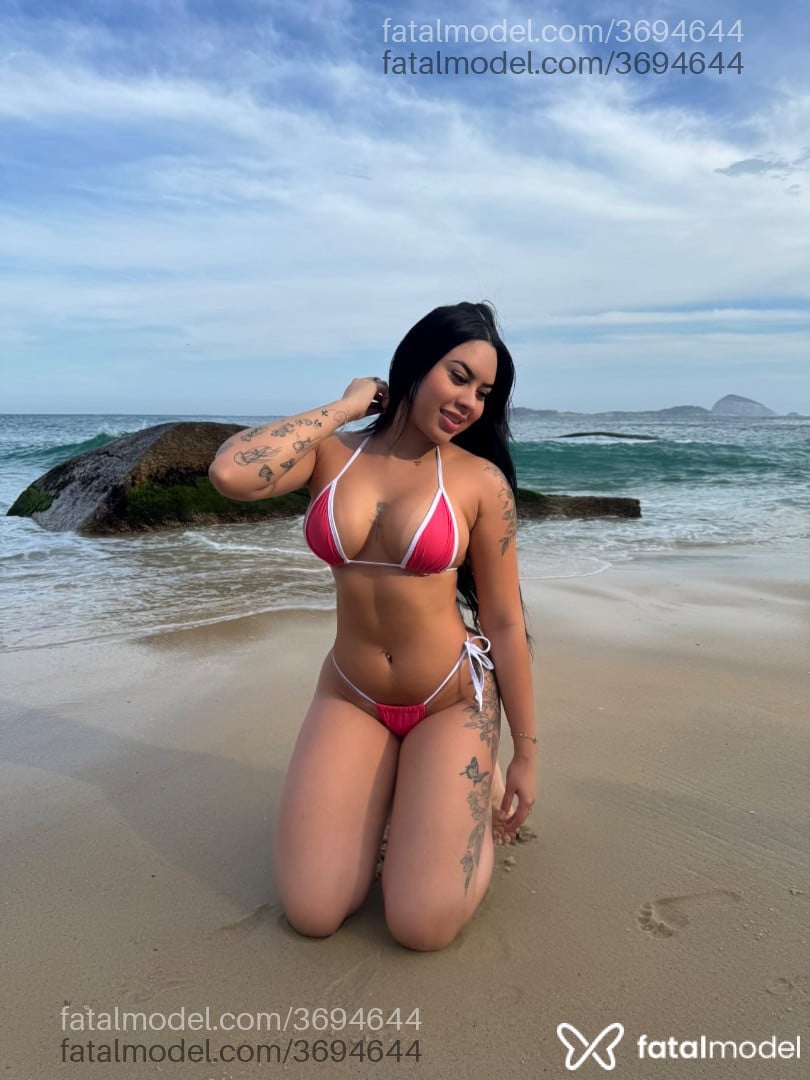Acompanhante mulher morena (o) de olhos castanhos - Jade Bragança