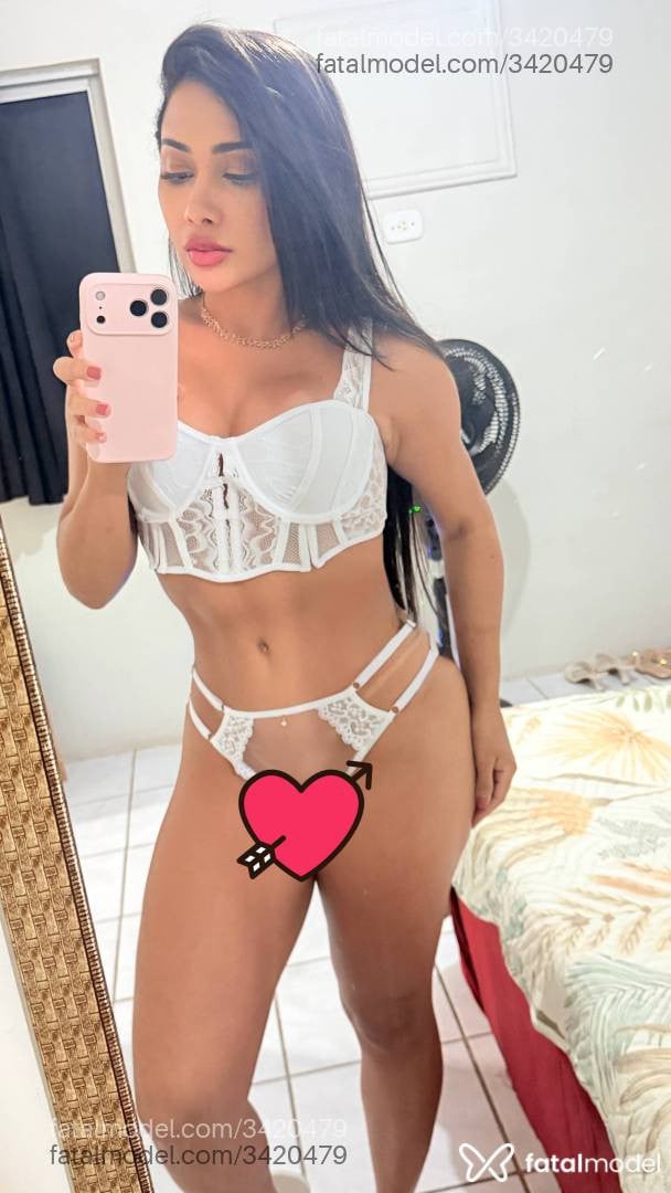 Acompanhante mulher morena (o) de olhos castanhos - Pietra