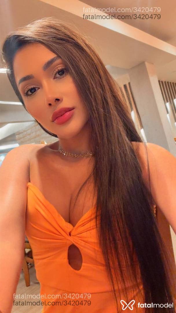 Acompanhante mulher morena (o) de olhos castanhos - Pietra Muniz