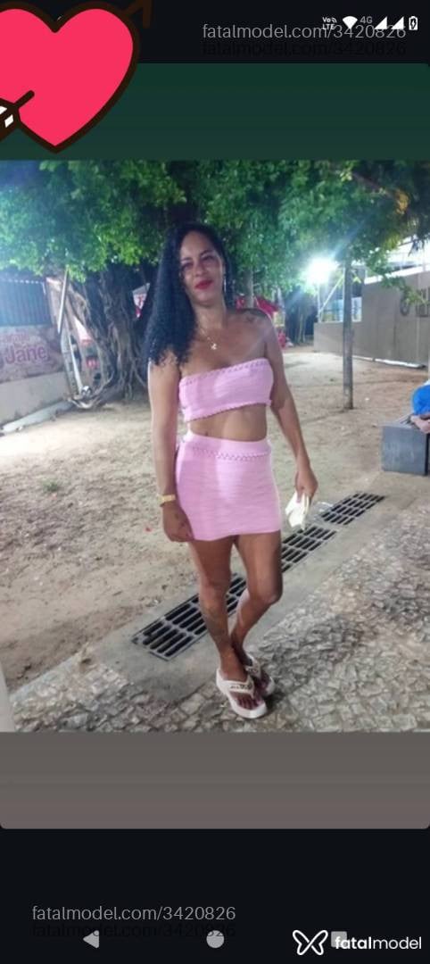 Acompanhante mulher morena (o) de olhos castanhos em Salvador - Luana