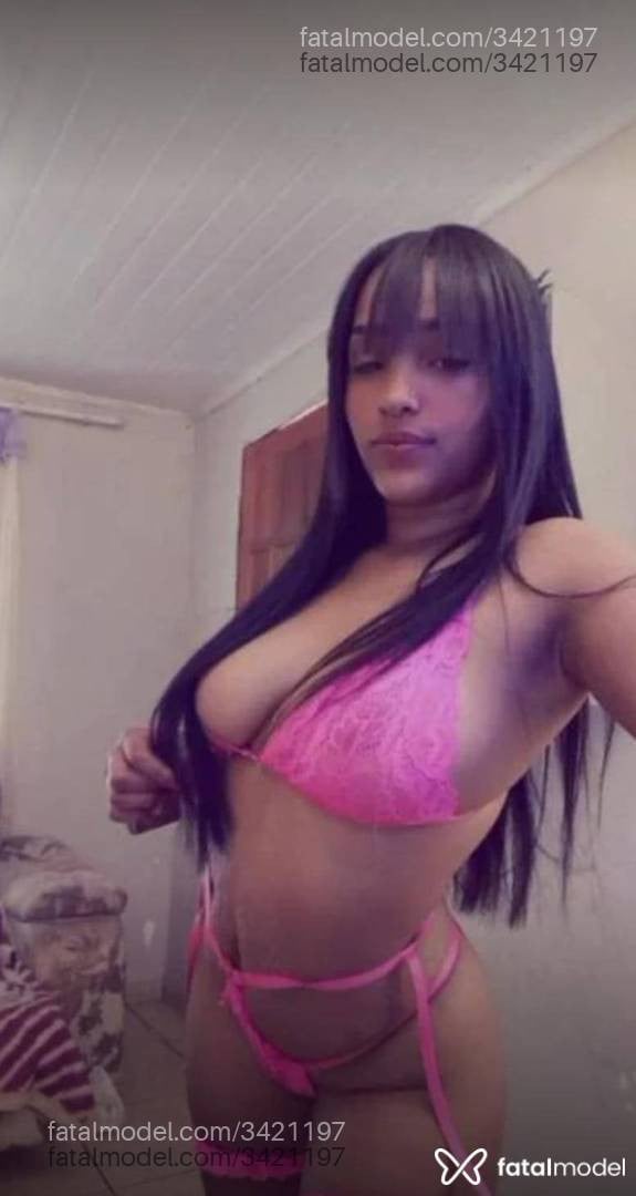 Acompanhante mulher morena (o) de olhos castanhos - Lu Barros