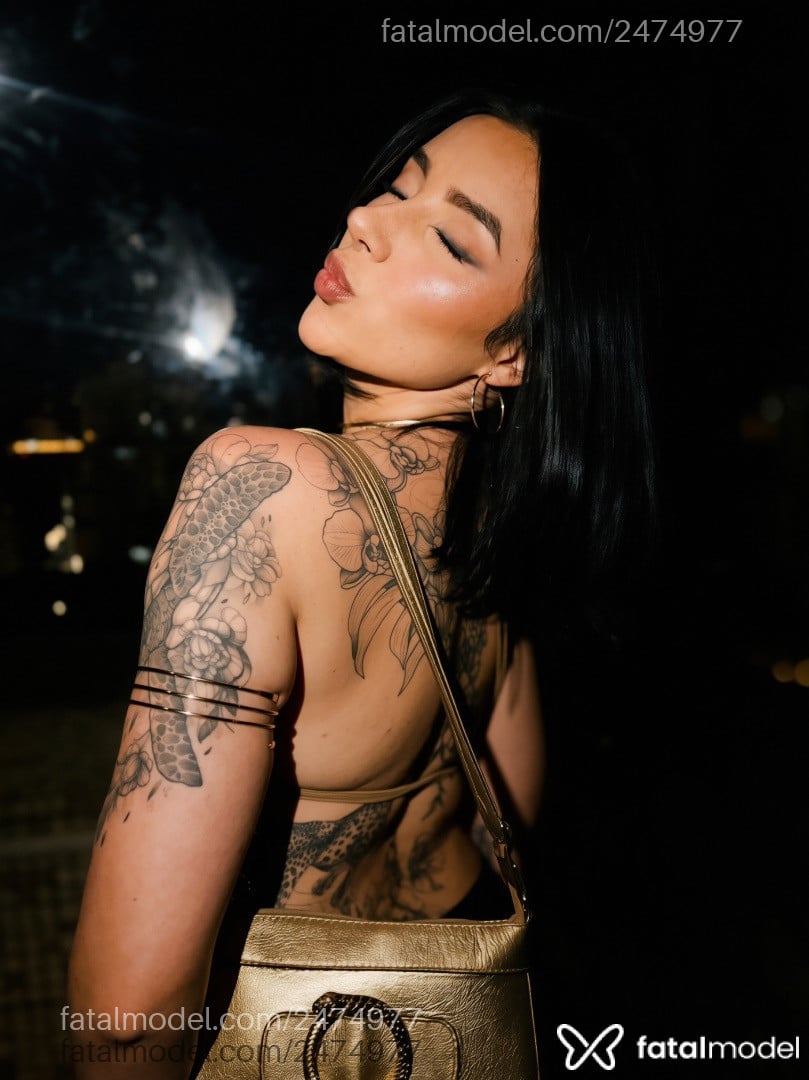 Acompanhante mulher morena (o) de olhos castanhos - Zara Romanelli