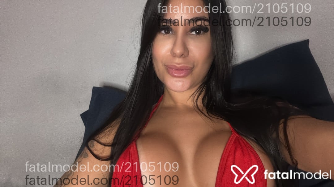 Acompanhante mulher morena (o) de olhos castanhos - Danni