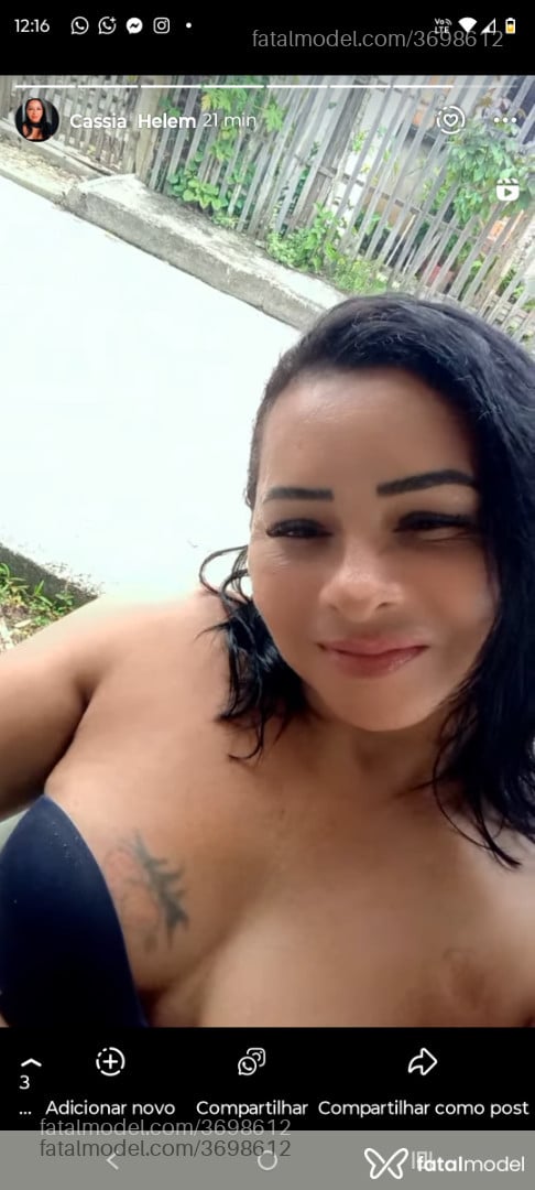 Acompanhante mulher morena (o) de olhos pretos - Bruna