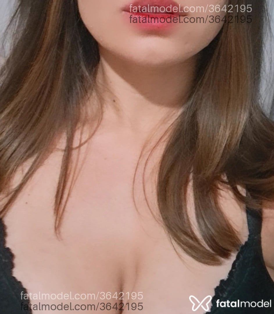 Acompanhante mulher morena (o) de olhos castanhos - Natasha
