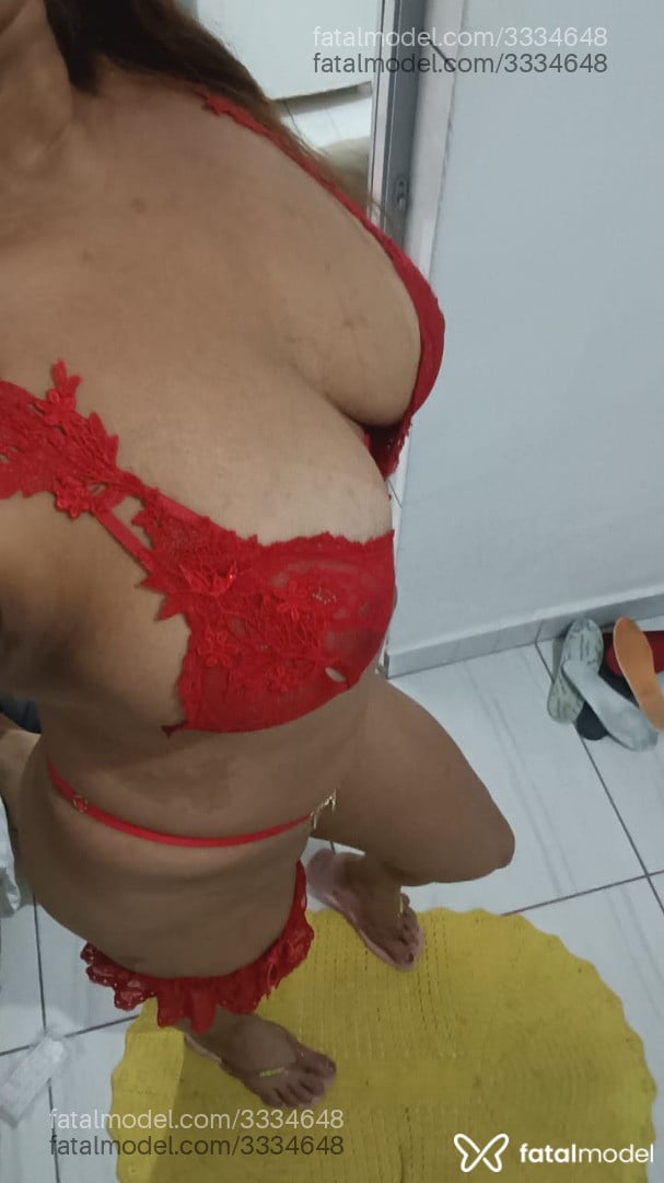 Acompanhante mulher morena (o) de olhos castanhos - Mara