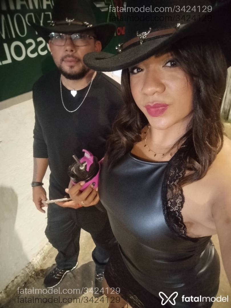 Acompanhante homem com cabelo castanho de olhos mel - Casalfatal