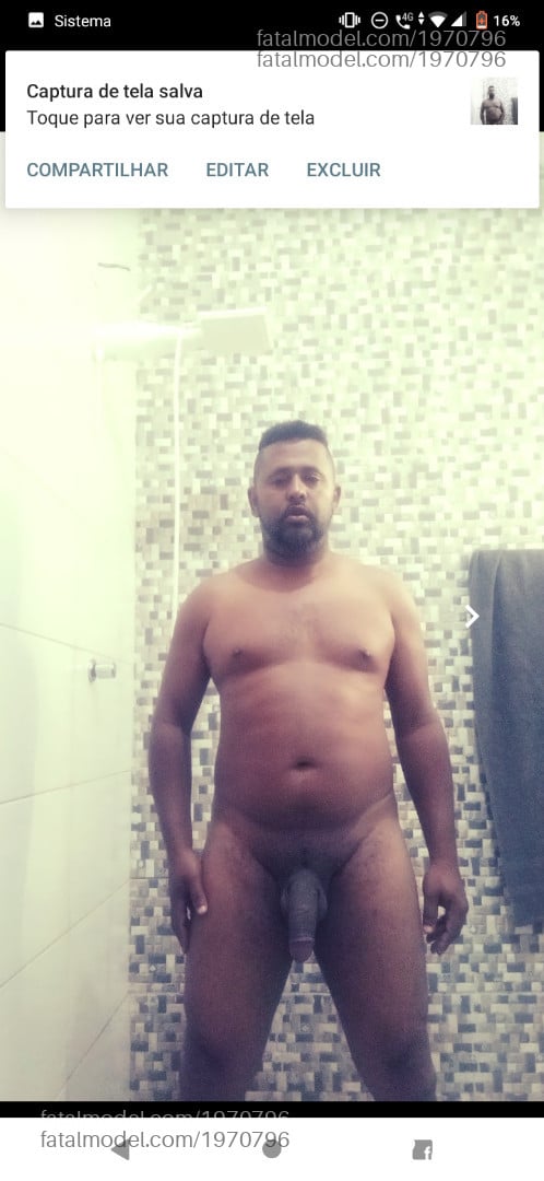 Acompanhante homem com cabelo castanho de olhos castanhos - Elias Ulysses