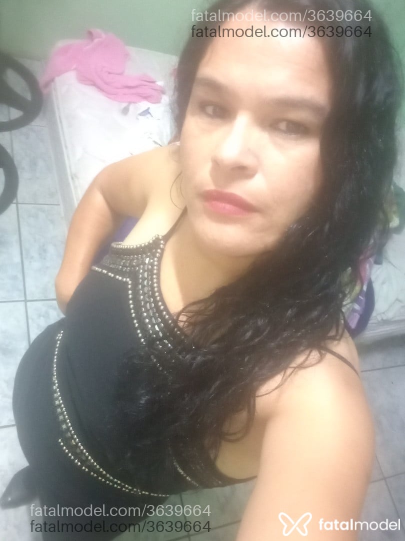 Acompanhante mulher morena (o) de olhos castanhos - Juju