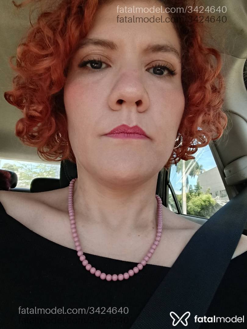 Acompanhante mulher ruiva (o) de olhos azuis em Fortaleza - Gina Gurjão