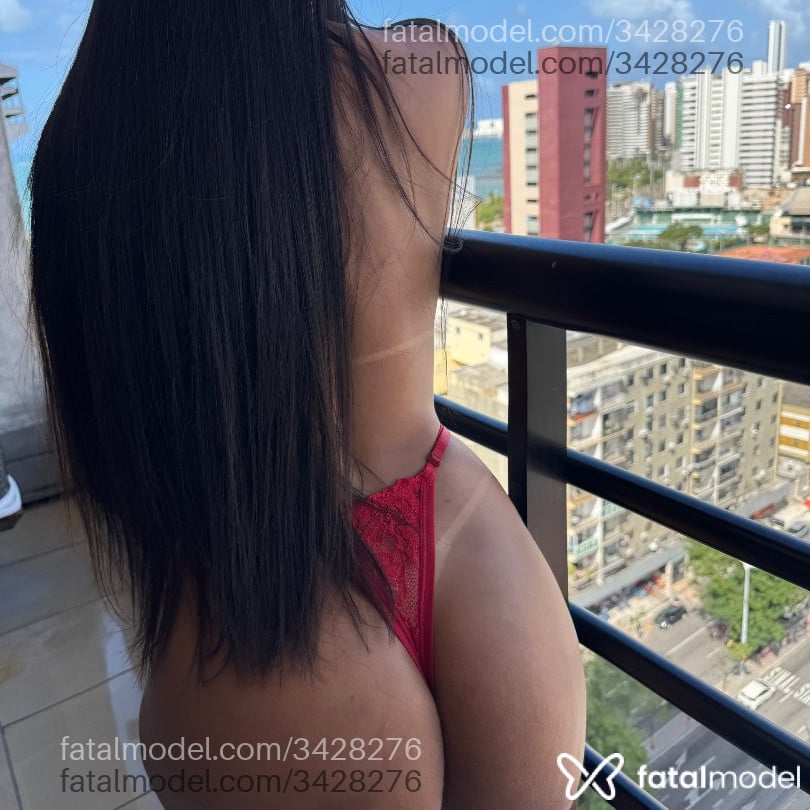 Acompanhante mulher morena (o) de olhos castanhos - Luana Castelli