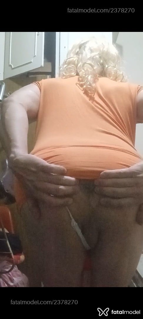 Acompanhante homem trans loira (o) de olhos verdes - Ramon