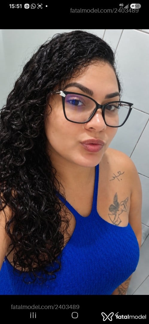 Acompanhante mulher morena (o) de olhos castanhos - Ruby