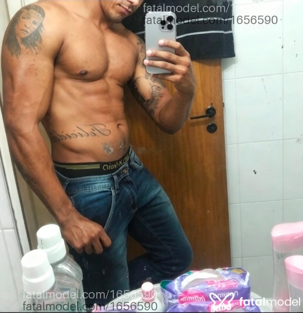 Acompanhante homem morena (o) de olhos pretos - Morenaotop