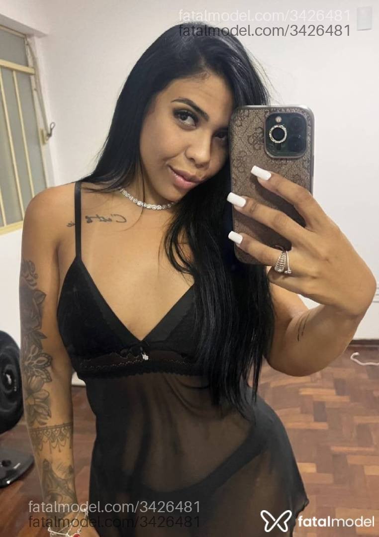 Acompanhante mulher morena (o) de olhos pretos - Jade Souza