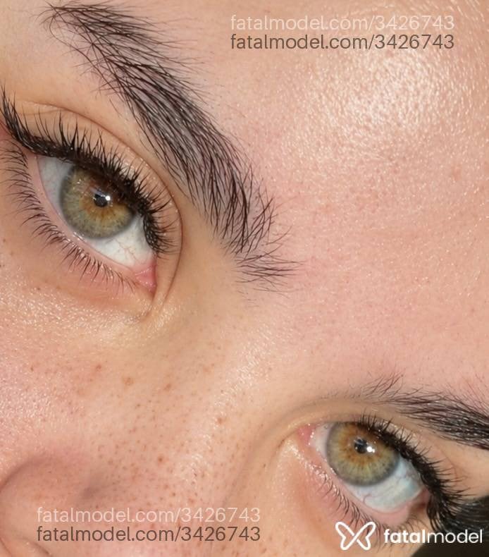 Acompanhante mulher morena (o) de olhos verdes - Felícia
