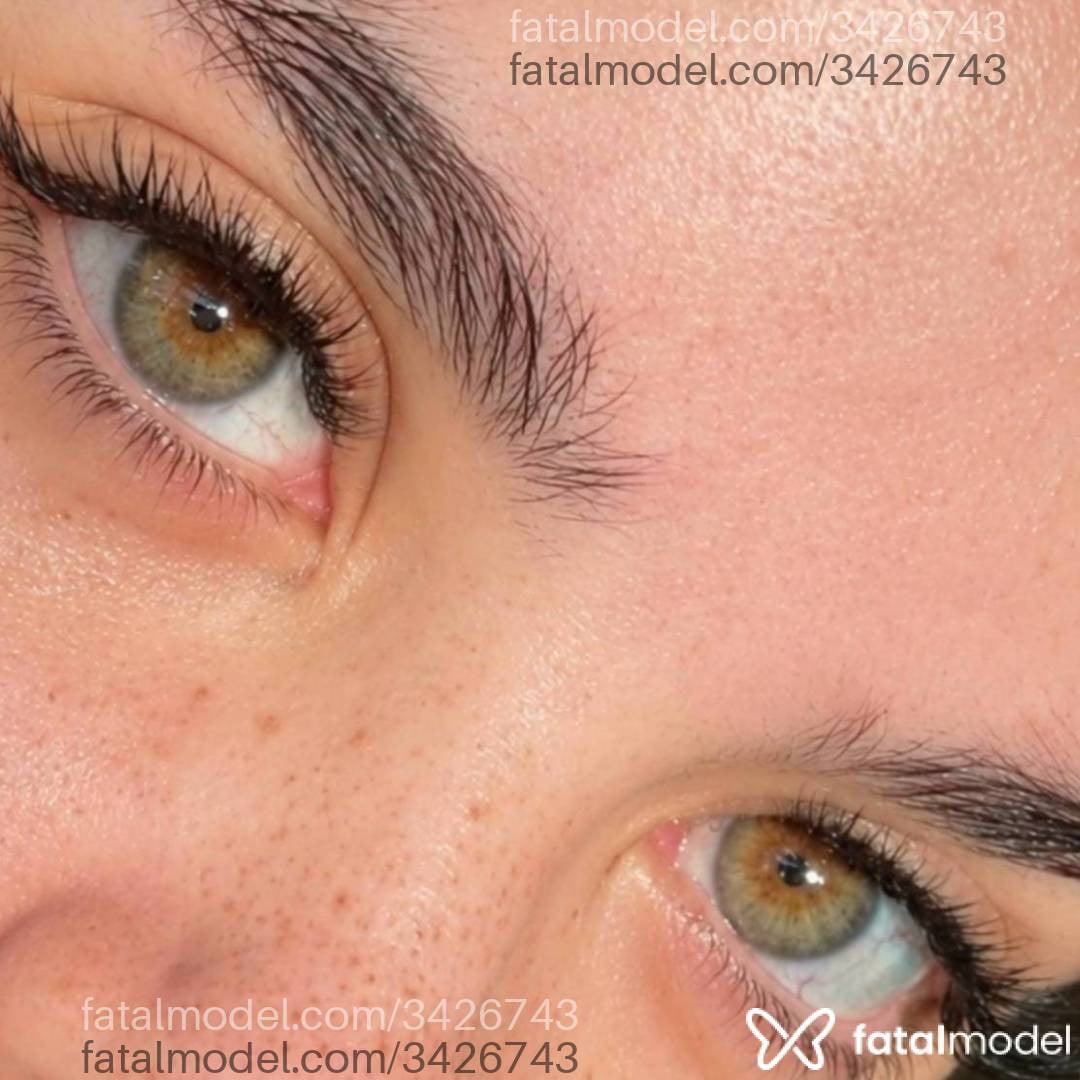 Acompanhante mulher morena (o) de olhos verdes - Anny
