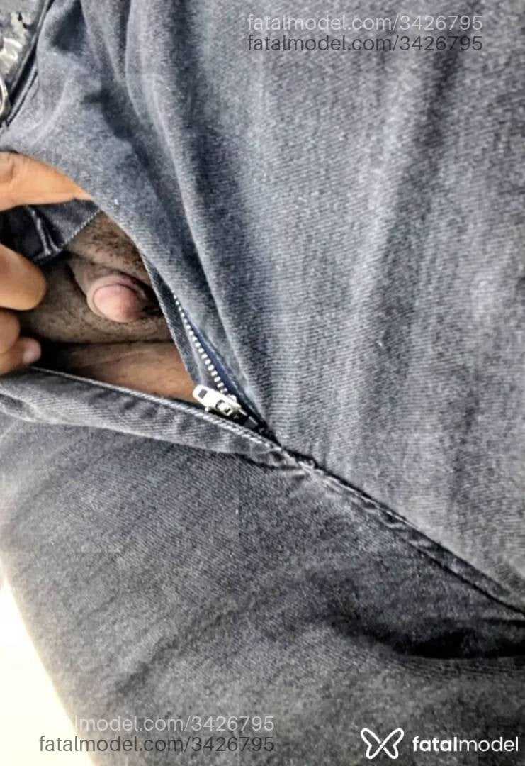 Acompanhante homem trans morena (o) de olhos pretos em Virtual - Gaelz