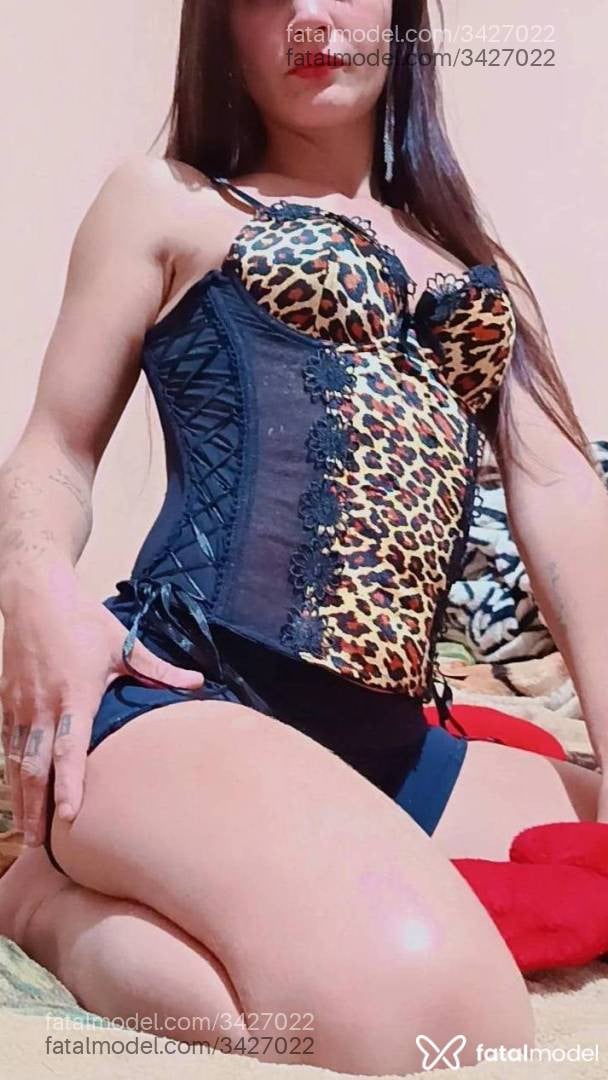 Acompanhante mulher com cabelo castanho de olhos castanhos em Umuarama - Pipokinha