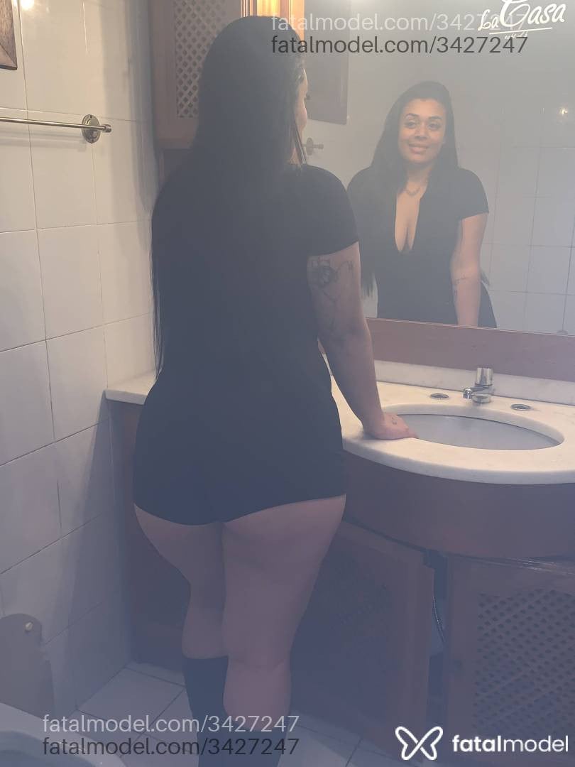 Acompanhante mulher morena (o) de olhos pretos em Novo Hamburgo - Giovanna