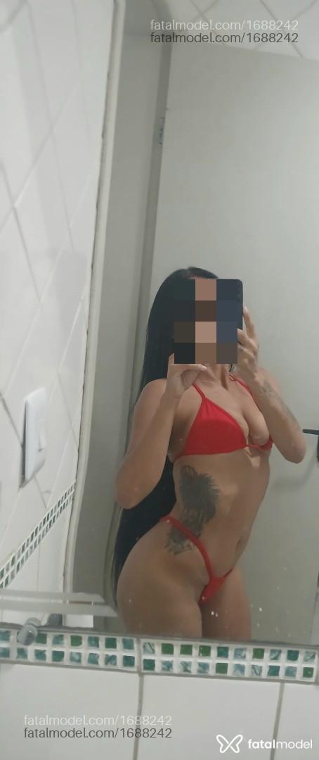 Acompanhante mulher morena (o) de olhos castanhos - Manu Mello
