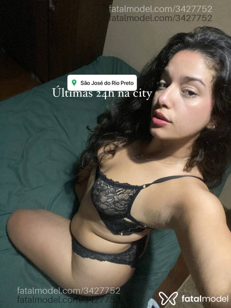 Acompanhante mulher morena (o) de olhos castanhos - Fernanda