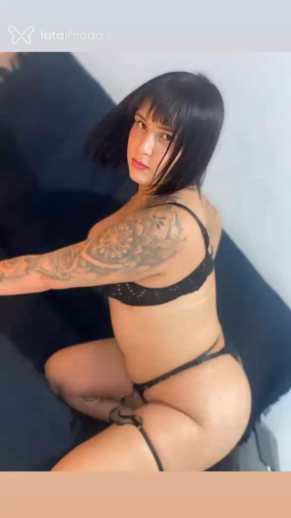 Acompanhante mulher morena (o) de olhos pretos - Manuella Acompanhante mulher morena (o) de olhos pretos - Manuella