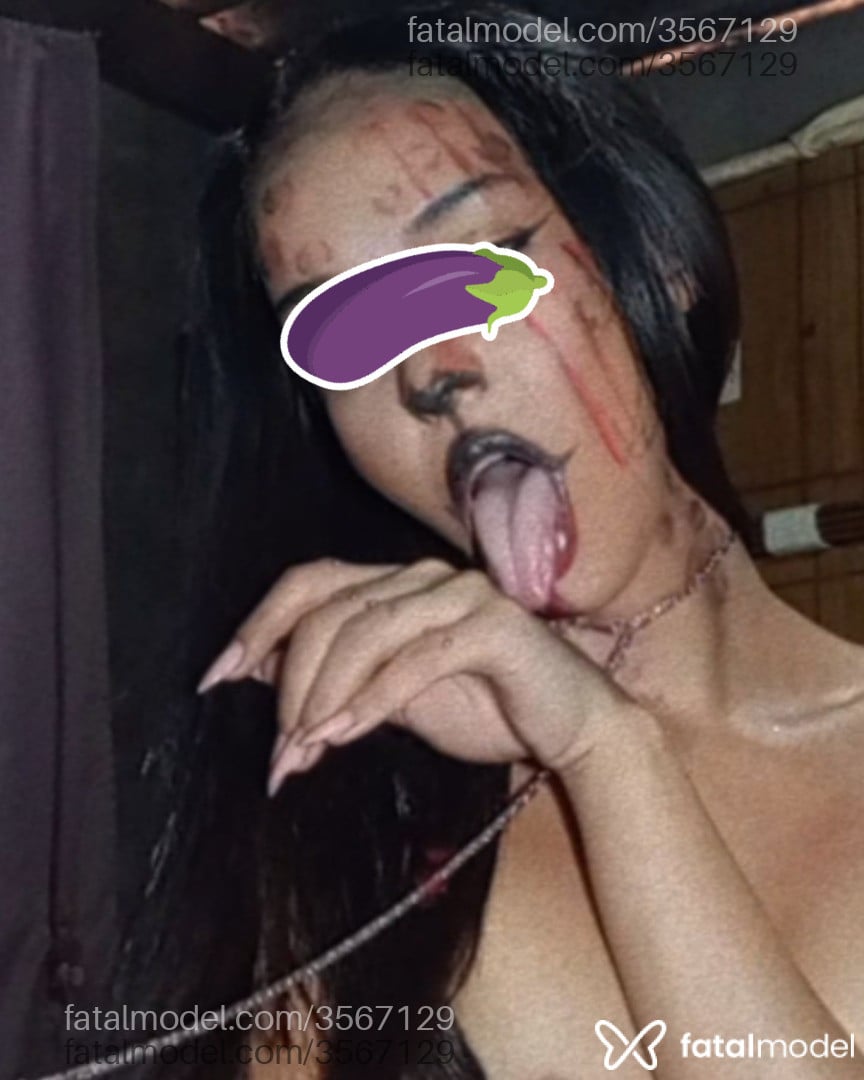 Acompanhante mulher morena (o) de olhos pretos - Alessyx Zvla