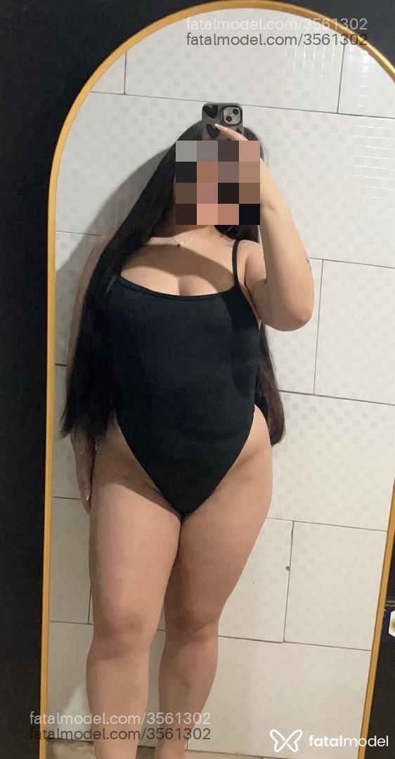 Acompanhante mulher morena (o) de olhos castanhos - Raquel