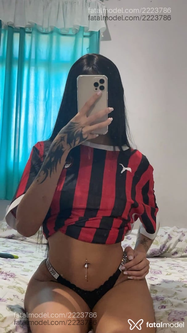 Acompanhante mulher morena (o) de olhos castanhos - Milly