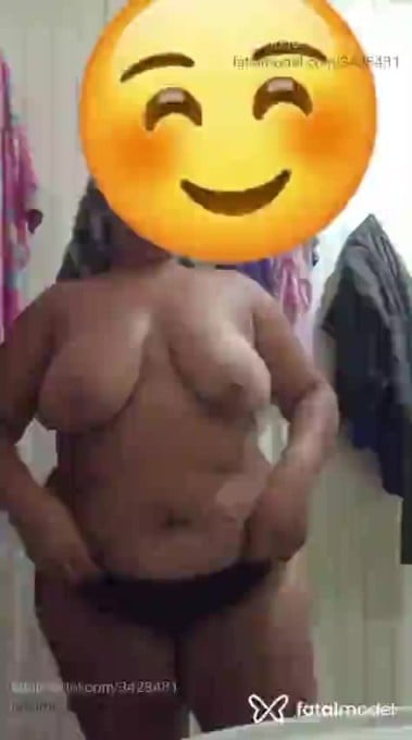 Acompanhante mulher morena (o) de olhos castanhos em Canoas Acompanhante mulher morena (o) de olhos castanhos em Canoas - Karol