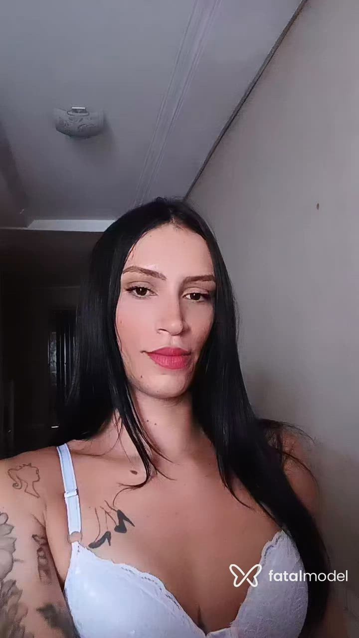 Acompanhante travesti morena (o) de olhos castanhos - Emilly Brenda