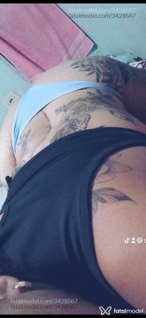 Acompanhante mulher morena (o) de olhos pretos em Primavera do Leste - Cecília