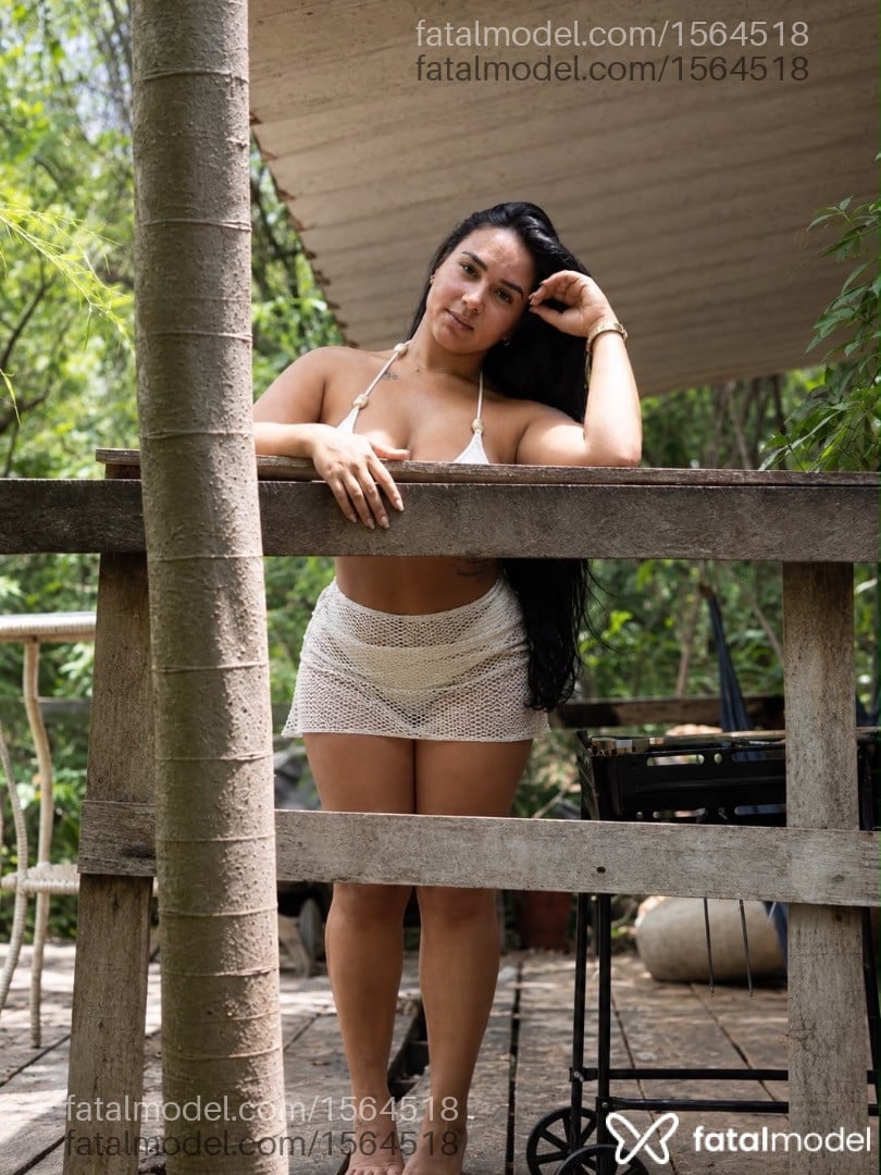 Acompanhante mulher morena (o) de olhos castanhos - Aryel Moura